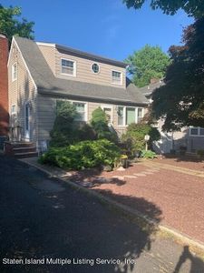 39 Bishop St, Staten Island, NY, 10306