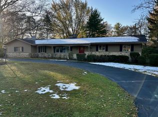 239 Meriburr Ln, Racine, WI 53402