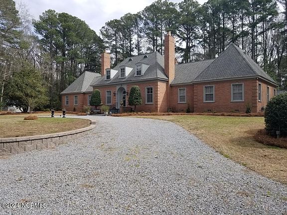 2nd image of 2901 S Memorial Drive