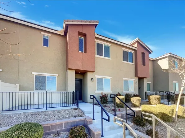 12124 Mojave Gold Rd #2, Las Vegas, NV 89183