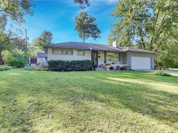 8500 Floyd St, Overland Park, KS 66212