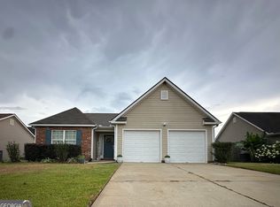 298 Timberwind Dr, Byron, GA 31008