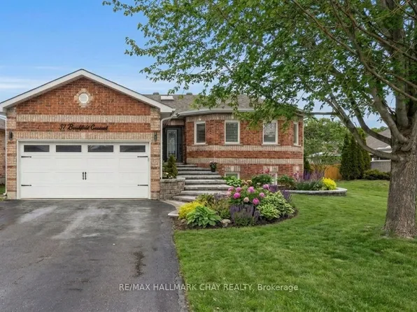 37 Brookfield Cres, Barrie, ON L4N 9R6