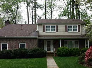 22 Hopemont Dr, Newport News, VA 23606