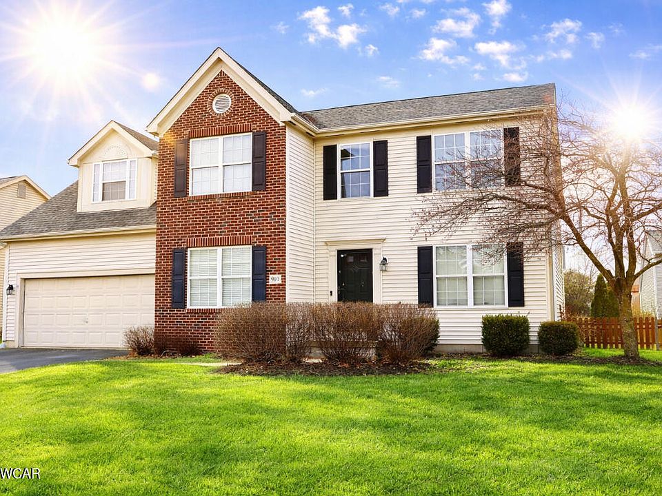 1st image of 910 Wellsley Way