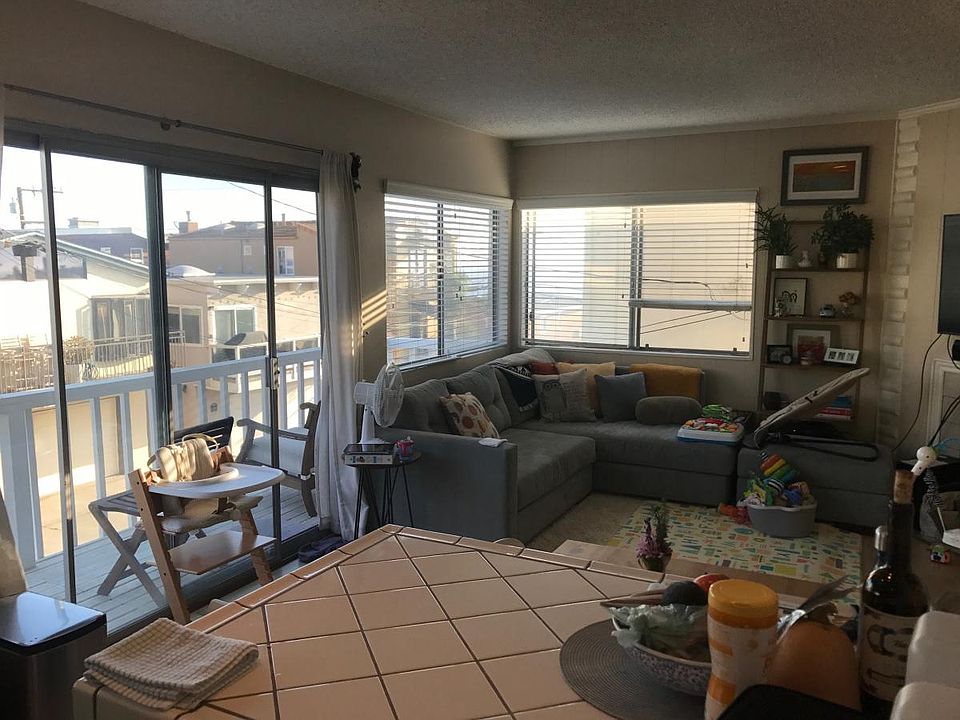 1st image of 327 34th St #A