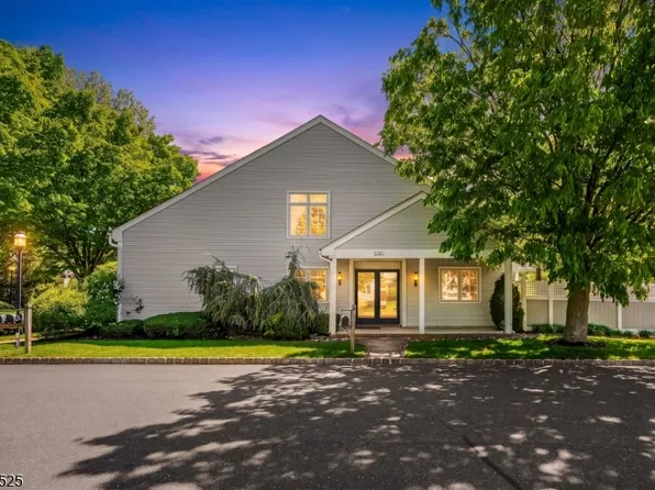 53G Winthrop Rd BLDG 53 #G, Monroe Twp., NJ 08831