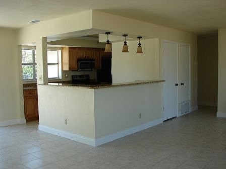 Open Eat In Kitchen