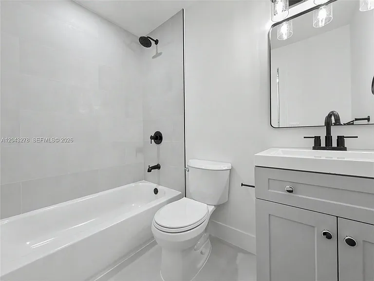 7493 SW 109th Pl — Photo 1