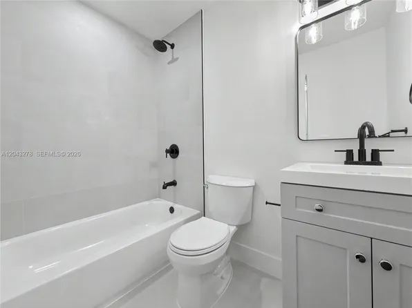 7493 SW 109th Pl, Miami, FL 33173