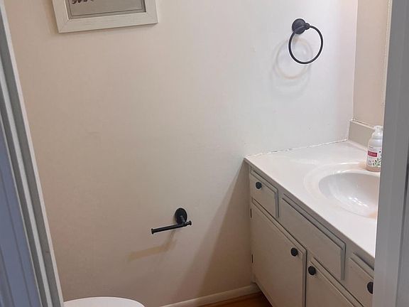 3rd image of 7992 Autumnwind Dr