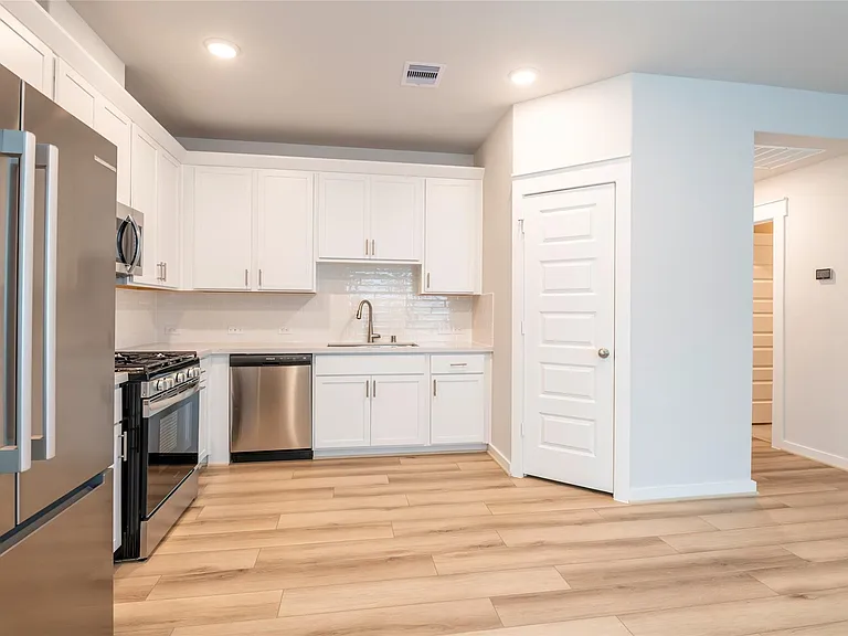 4519 Pinehurst Trace Dr — Photo 7