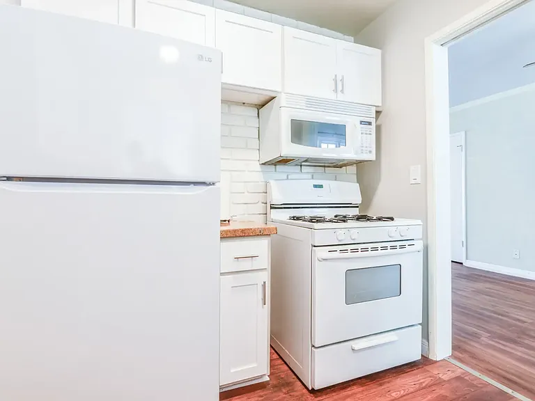 401 S Rodeo Dr #C1 — Photo 12