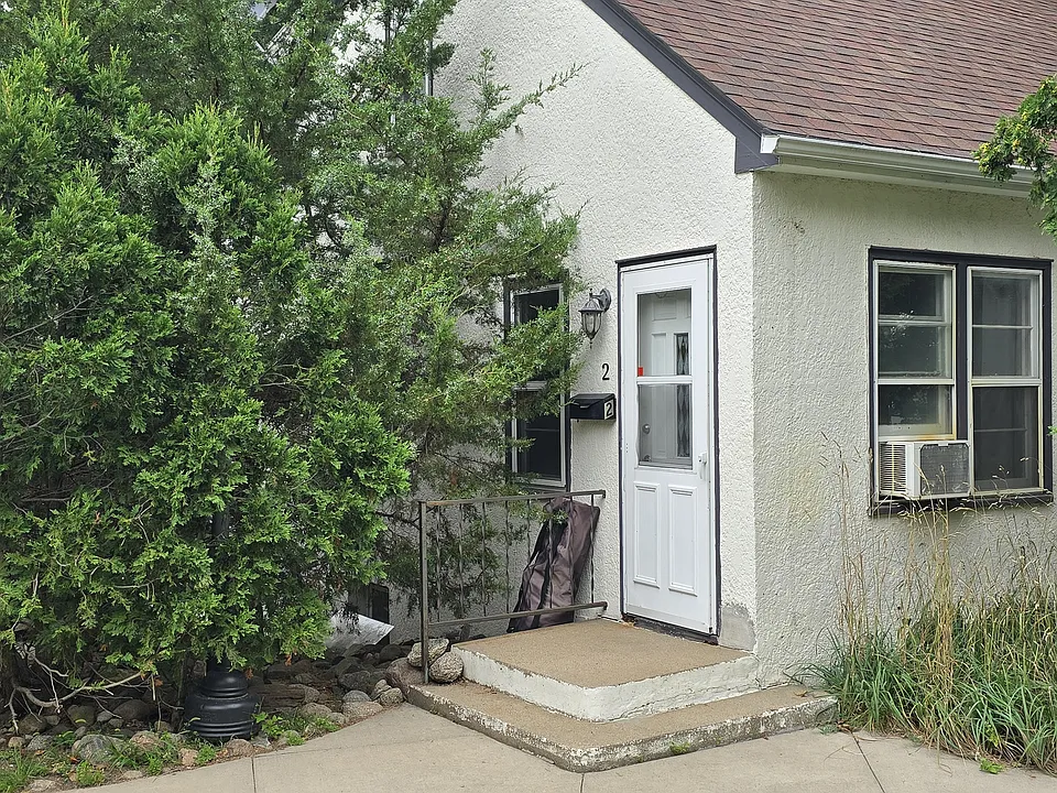 317 2nd St #2