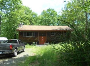 130 N Forest Dr, Hawley, PA