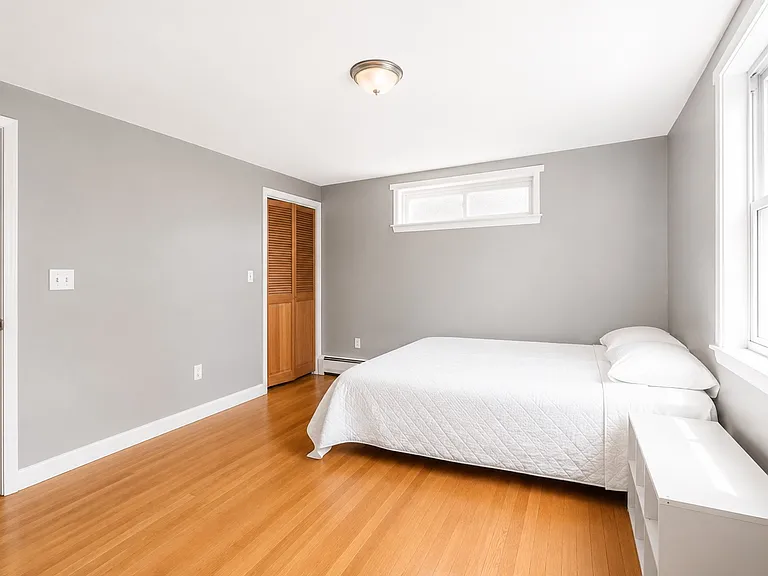 11A Commonwealth Ct #11 — Photo 8