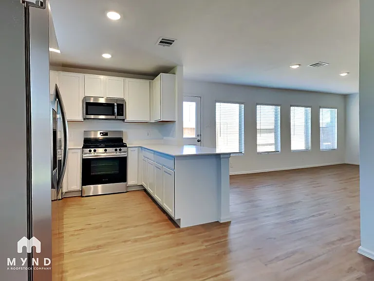 513 Brook Terrance Ln — Photo 15