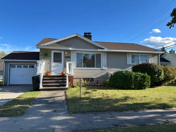 1302 S 3rd Ave, Alpena, MI 49707