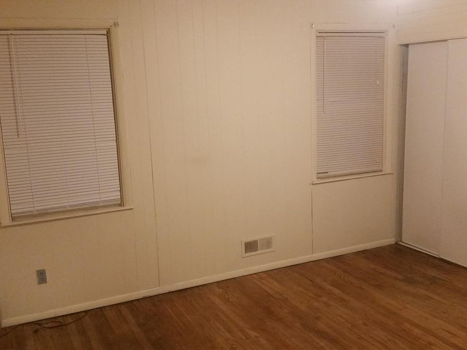 2nd image of 3940 Chesterfield Ave