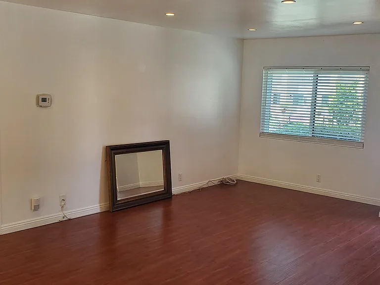312 N Louise St #108 — Photo 42
