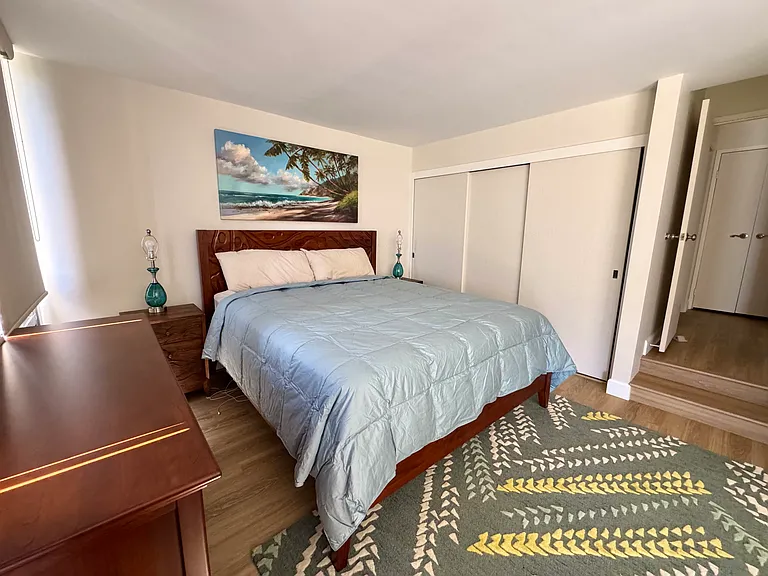 511 Hahaione St #8B — Photo 3