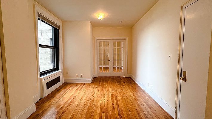 1st image of 317 W 92nd St #8
