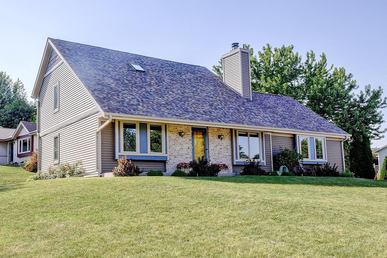 1136 Villa Park Dr, West Bend, WI 53090 Zillow