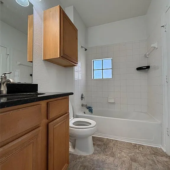 6121 Metrowest Blvd #101 — Photo 14