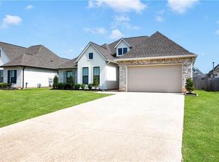 1256 Fox Sparrow Loop, Madisonville, LA 70447