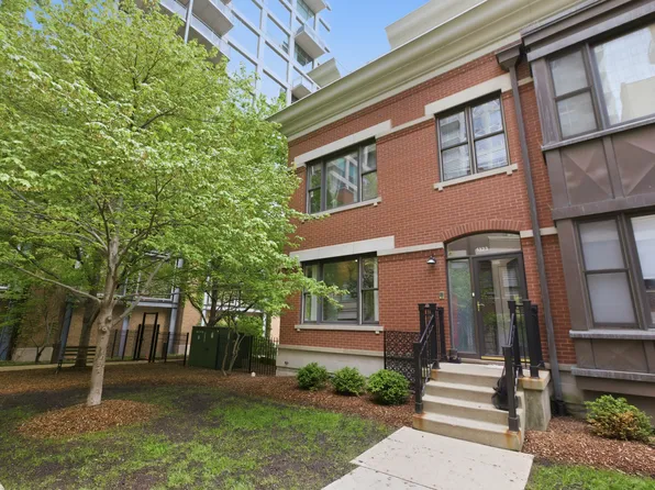 1323 S Indiana Pkwy, Chicago, IL 60605