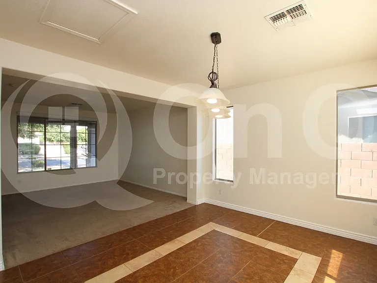 19620 S 189th St — Photo 21