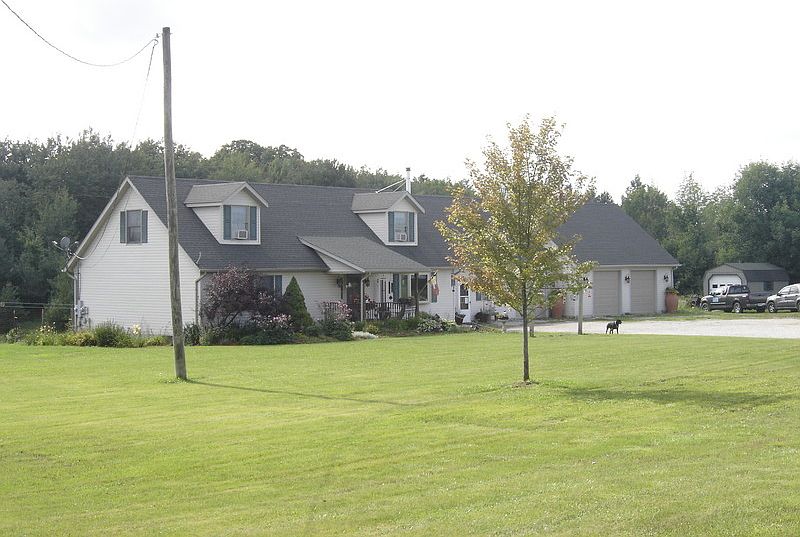 Front view : Front from Southeast