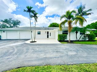 4035 12th St N, Naples, FL 34103