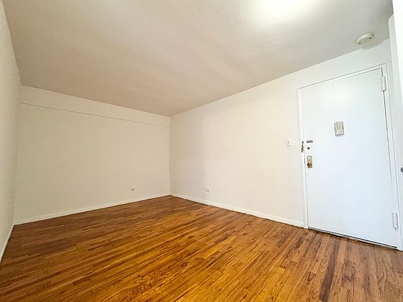 2nd image of 142-27 Barclay Ave #5F
