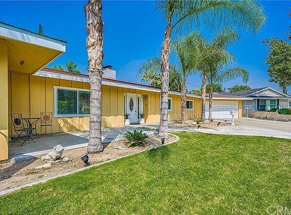 3rd image of 3798 Maywood Ct