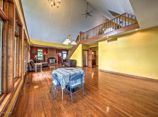 8950 S Voyles Rd, Pekin, IN 47165