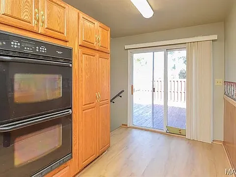 2949 Iowa St — Photo 11