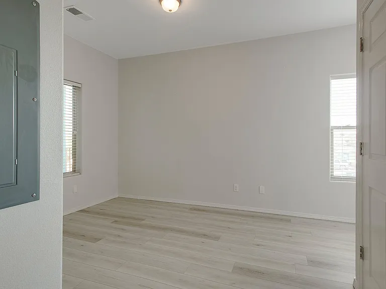 214, 314, 414 Have same floorplan, fixtures and finishes. (ceiling light fixtures sometimes vary slightly)