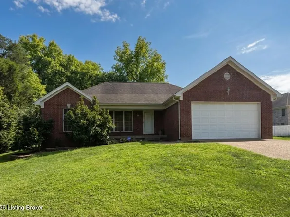 5902 Briscoe Ln, Louisville, KY 40228