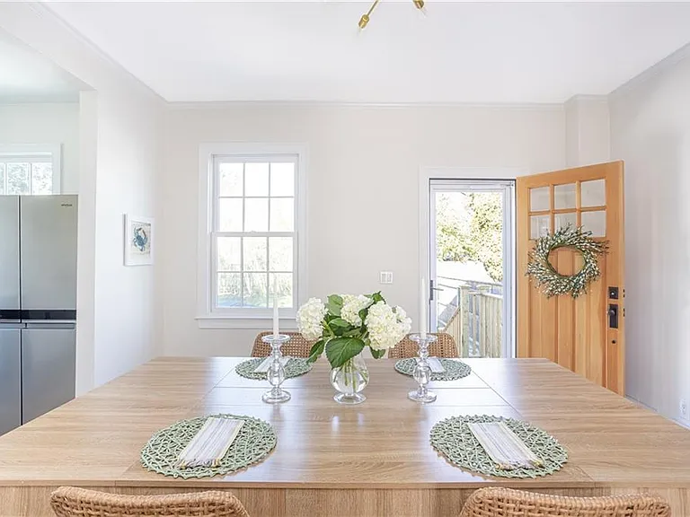 4 Gladding Ct — Photo 25