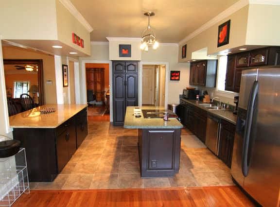 4th image of 379 Natchez Trace Ct