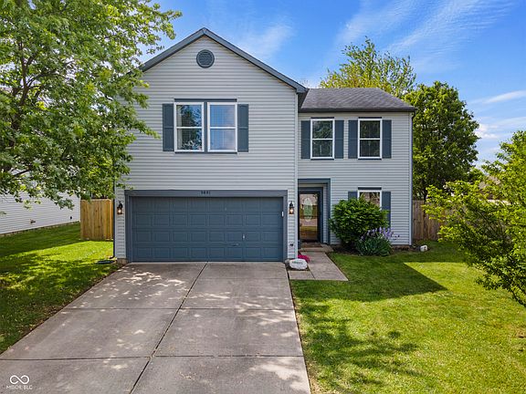 2nd image of 9891 Sapphire Berry Ln