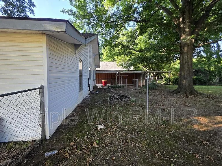609 N Morrill St — Photo 35