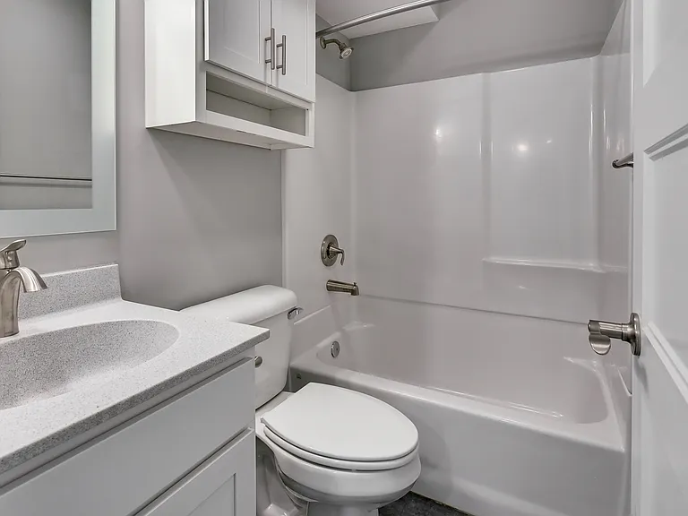 4702 Wakeley St — Photo 16