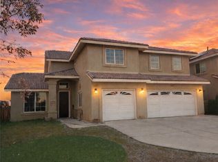 12447 Cricket Ln, Victorville, CA 92392