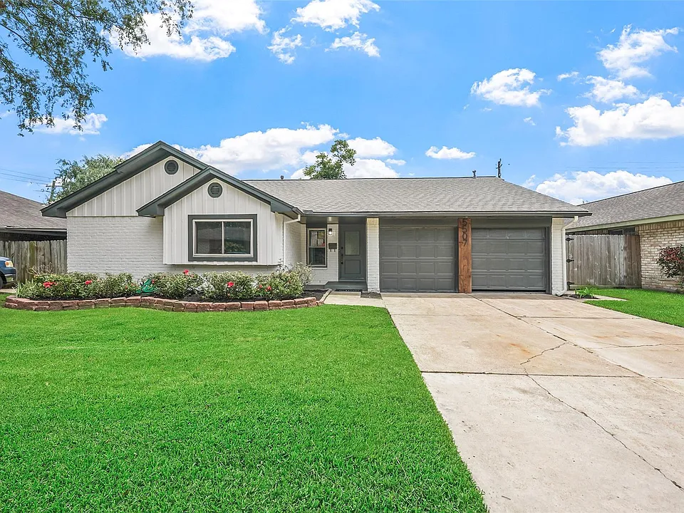 5507 De Milo Dr