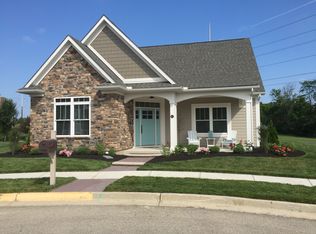 497 Cayman Cir, Tipp City, OH 45371