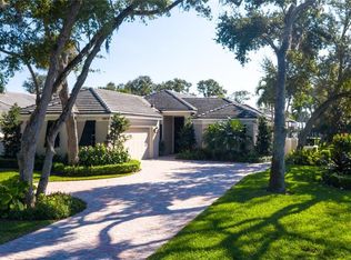 110 Lakeview Way, Indian River Shores, FL 32963