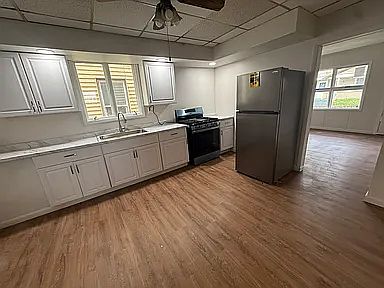 1st image of 1008 Mount Vernon Ave APT 2