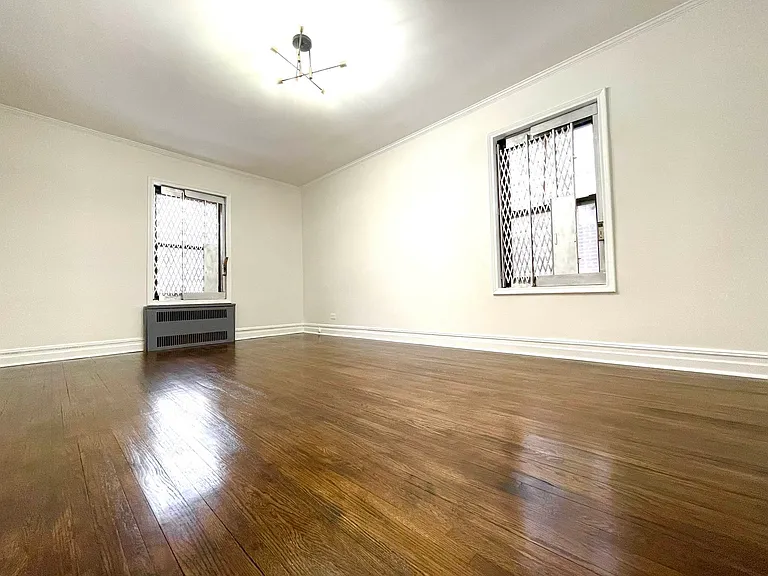 1901 Avenue N #1G — Photo 9